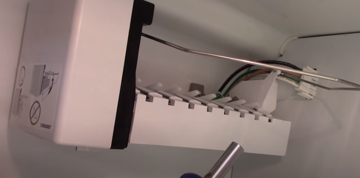 How To Get Ice Maker Out Of Samsung Refrigerator