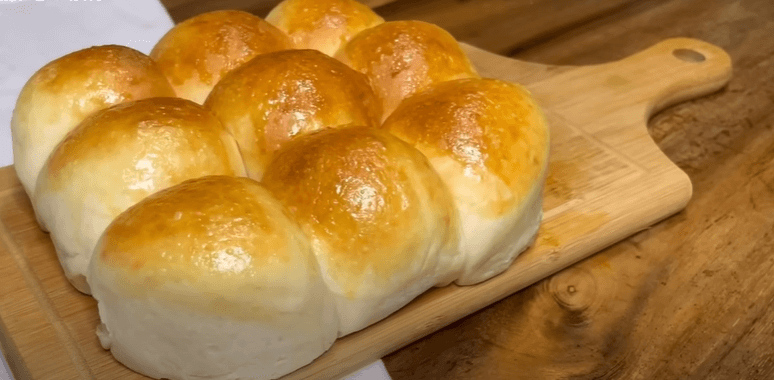Bread baked in air fryer