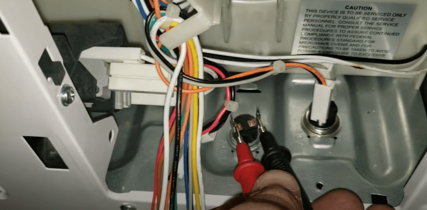 Inspecting oven thermal fuse