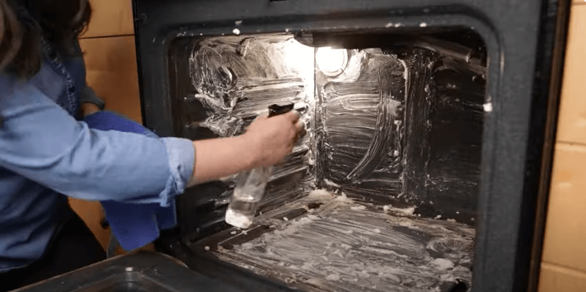 Removing residue from gas oven 